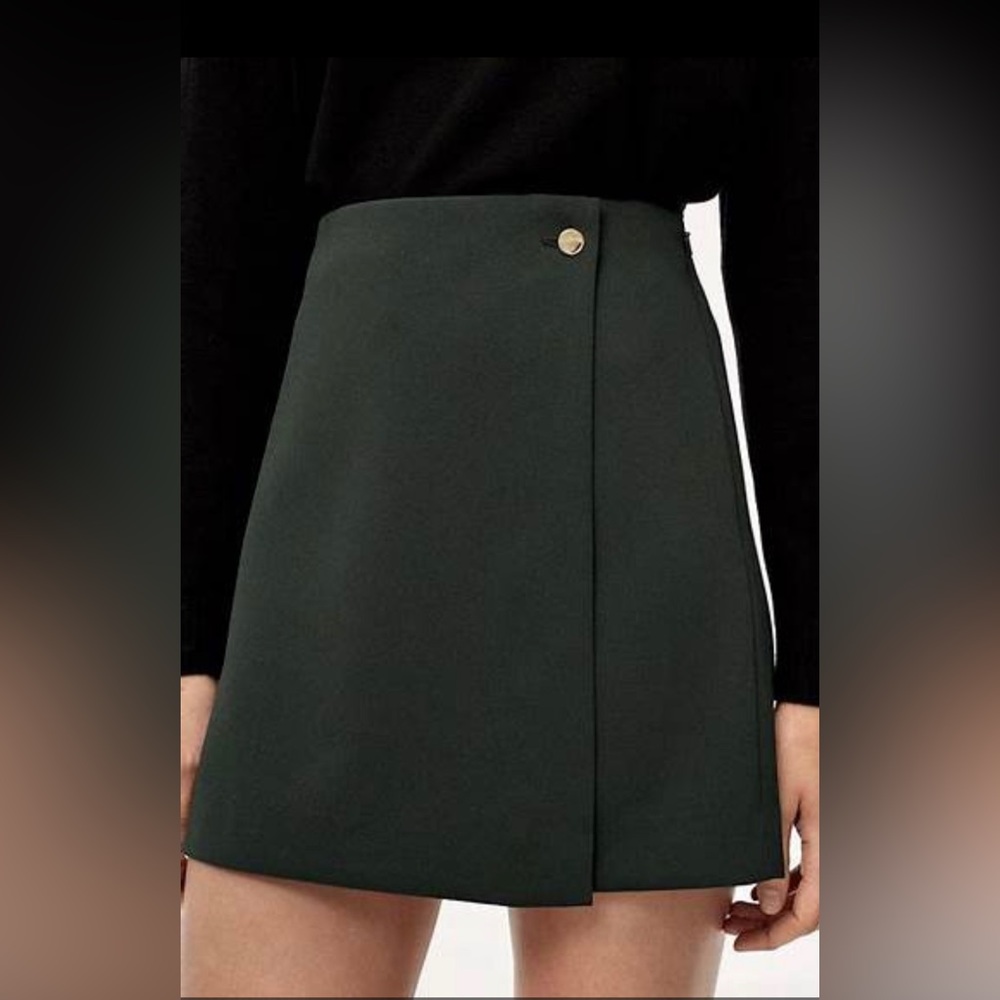 Aritizia Babaton Wayne Skirt